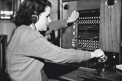 The important presence of the women in the call center