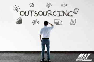 Outsourcing con MST HOLDING