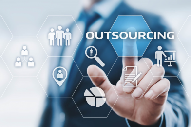 KEY ADVANTAGES OF IT OUTSOURCING OR OUTSOURCING OF IT EQUIPMENT AND SERVICES