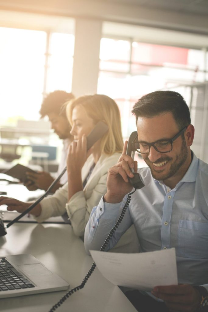 preferencias de los clientes para contactar con un servicio de atención al cliente